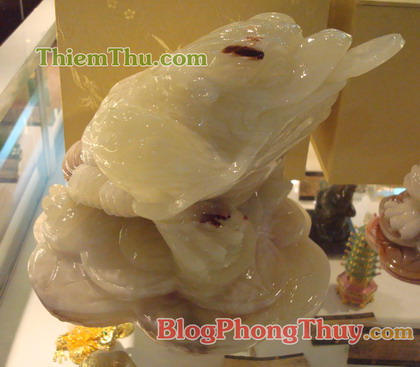 Thiềm Thừ ( thiền thừ, cóc 3 chân, cóc tài lộc, cóc ngậm tiền ) có tác dụng quan trọng gì trong phong thủy?