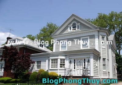 Hướng cửa ảnh hưởng tới tài lộc như thế nào?