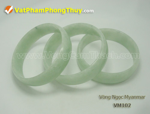 Vòng Cẩm Thạch Miến Điện (Ngọc Myanmar) thiên nhiên, tuyệt đẹp và giá trị hàng đầu vong cam thach VM102 1 Vòng Cẩm Thạch Miến Điện (Ngọc Myanmar) thiên nhiên, tuyệt đẹp và giá trị hàng đầu