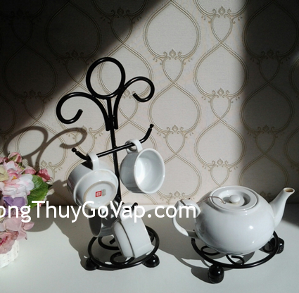 Sửa sang, bảo trì các vận dụng, kết cấu trong nhà