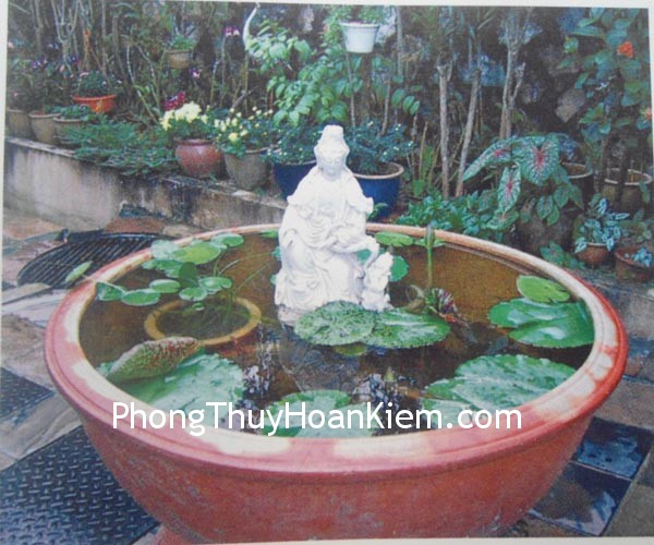 Loại bỏ khí âm từ những ngôi nhà xung quanh