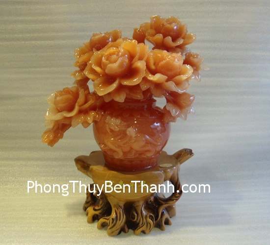 Dùng biểu tượng để kích hoạt góc Nhân duyên