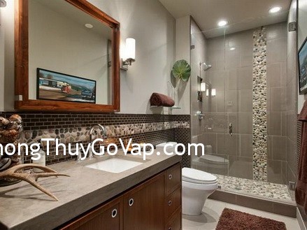 Toilet làm suy kiệt vận may