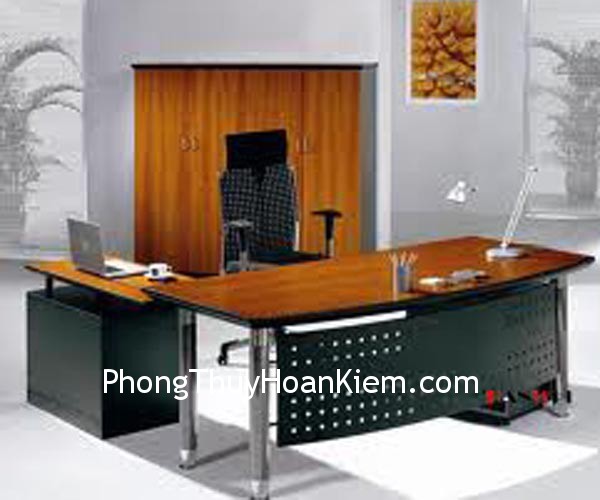 Dọn dẹp bàn làm việc