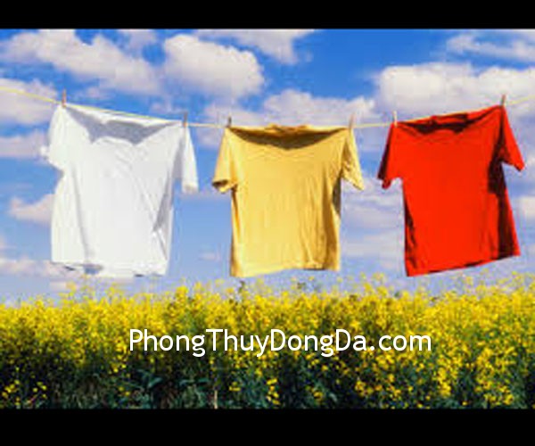 phoi quan ao phoi quan ao Không nên phơi quần áo ngoài trời vào ban đêm