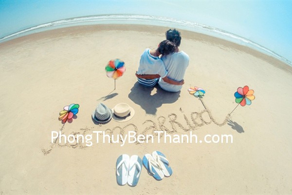 Tặng quà để hôn nhân được may mắn