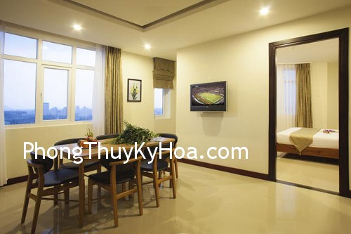 Văn phòng trong phòng ngủ ở khách sạn .