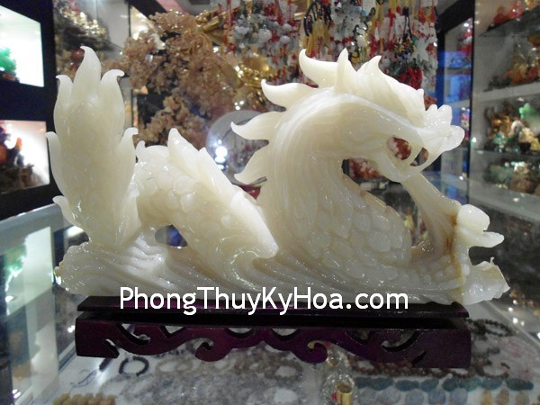 rong-cam-thach-nam-lon03 rong cam thach nam lon03 Rồng có làm hại chúng tôi không?