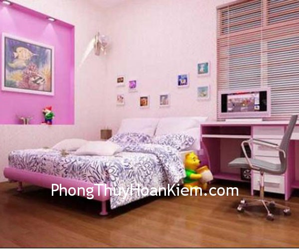 phong- tre phong tre Treo tranh trong phòng trẻ nhỏ