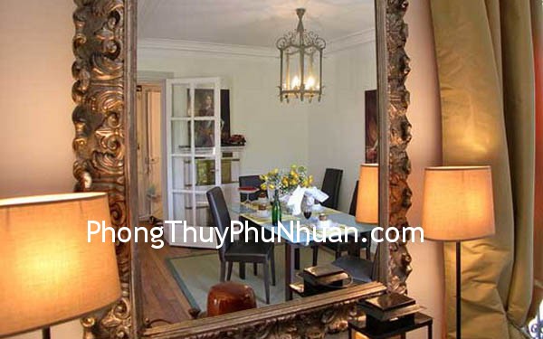 treo-guong treo guong Duy trì tình cảm tốt đẹp sau hôn nhân (Phần 5)
