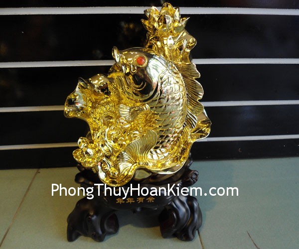 ca- chep- vang- Y173- 03 ca chep vang Y173 03 Hình tượng trong tranh