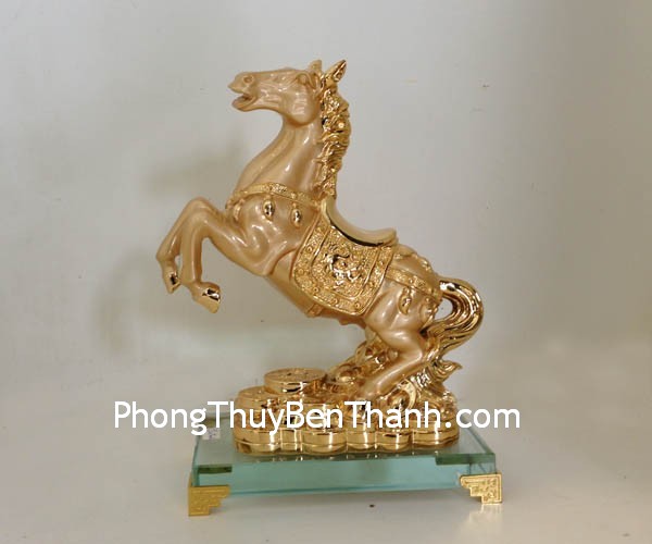 ngua-vang-kim-E262 ngua vang kim E262 Vận may của tuổi Ngọ trong năm