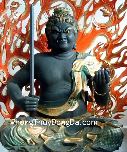 bat dong minh vuong Thiếu Hỏa và thờ thần