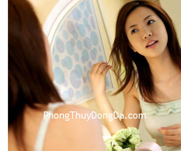 soiguongin soiguongin Thường xuyên soi gương