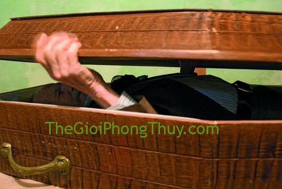 Giải mã giấc mơ thấy xác chết sống lại