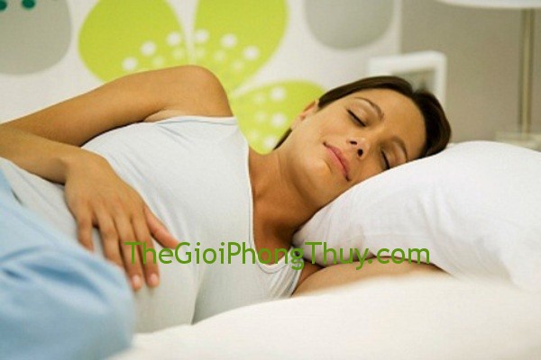 Giải mã giấc mơ thấy sinh con