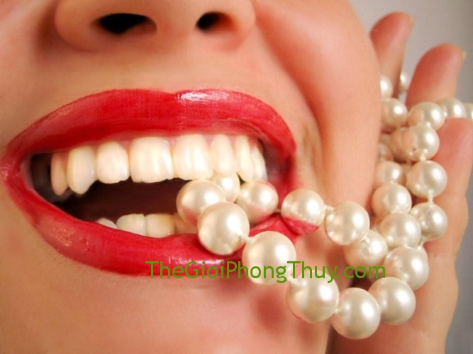 Giải mã giấc mơ thấy rụng răng