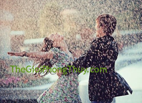 Giải mã giấc mơ thấy cùng người yêu dạo bước trong mưa