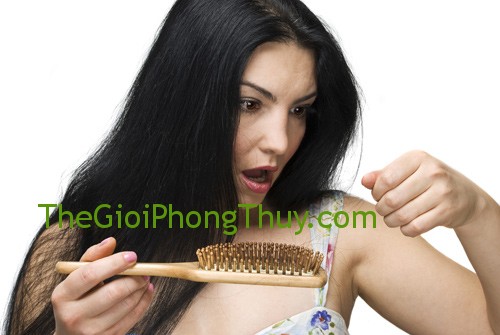 Giải mã giấc mơ thấy tóc rụng