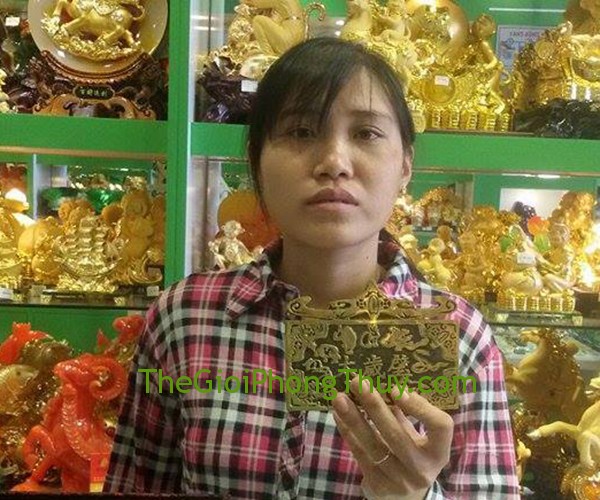 Chị Hạ - Khách hàng mua kim bài Bích Thái Tuế FCC1163