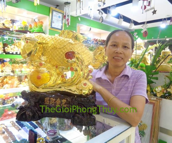 Cô Bảy - Khách hàng mua cá kim long vàng FH288G