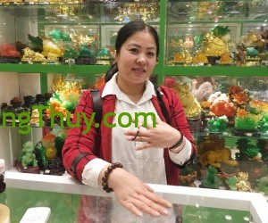 Chị Mai - Khách mua Chuỗi đá mắt mèo A (16 li) FS6101,Dây rút Tỳ hưu thạch anh hồng FS6136,	Chuỗi hắc ngà trơn A+ 8li FS6252