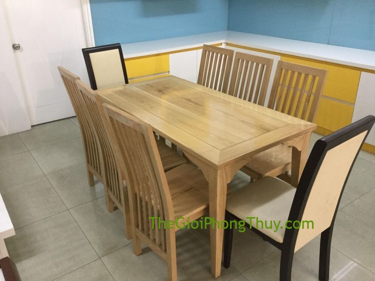 Nằm mơ thấy bàn ghế báo mộng cho bạn điều gì?