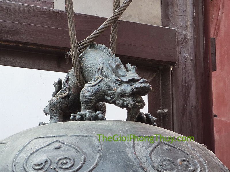 800px-yangzhou_-_wudang_palace_-_bell_-_pulao_-_p1070199