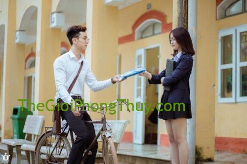 Đây là cách 12 cung hoàng đạo nữ loại bỏ vệ tinh quanh người yêu