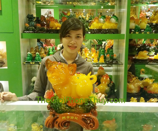Chị Ngân - Khách mua Vua heo vàng cam vươn mình trên mây mẫu đơn – Tứ Quý Phú Túc FLN015