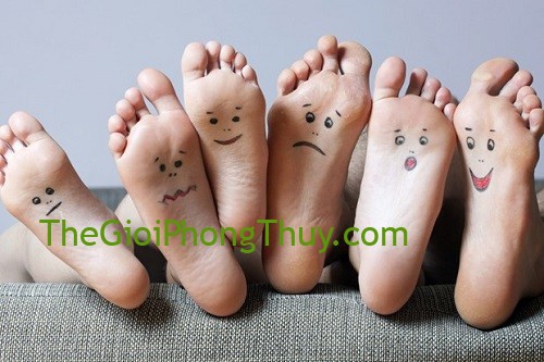 Nốt ruồi ở bàn chân nói lên điều gì về cuộc đời bạn?