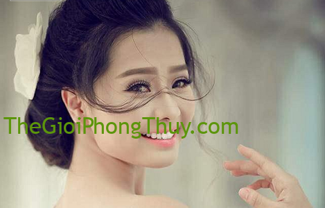 Xem tử vi của người thuộc 4 năm sinh mà chuyên gia tử vi cũng... ganh tỵ