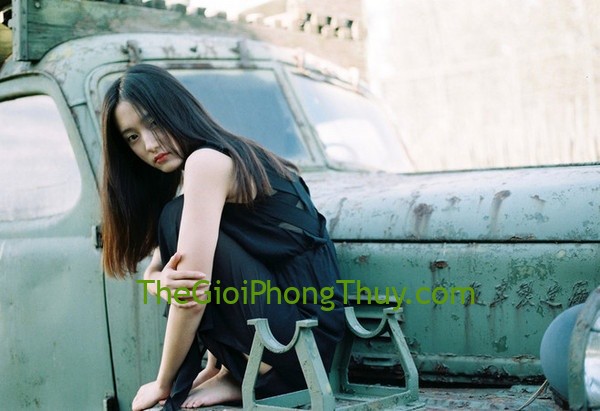 Phụ nữ có 5 đặc điểm này thì nghèo mạt vận, hôn nhân trắc trở
