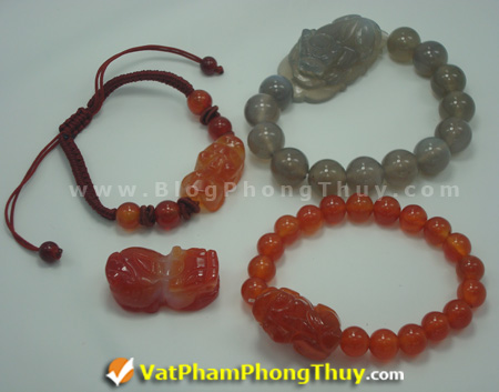 ngoc ma nao do khoi Chọn trang sức bằng đá quý hợp Mệnh Cung
