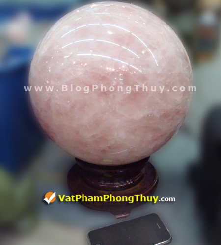 qua cau phong thuy 22 kg duong kinh 28cm Tính chất và tác dụng của 14 loại quả cầu đá quý phong thủy hiện nay