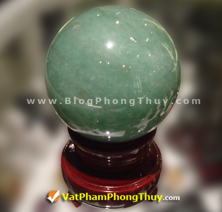 qua cau phong thuy ngoc xanh dong linh quartz aventurine Tính chất và tác dụng của 14 loại quả cầu đá quý phong thủy hiện nay