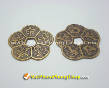 tien xu mai hoa canh lien Tiền xu phong thủy, vật phẩm giúp tăng tài lộc, chiêu tài hóa sát