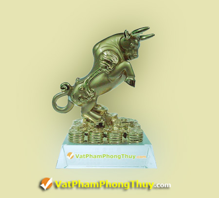 trau trong 12 con giap j023 Trâu phong thủy, biểu tượng mang lại tài lộc dồi dào