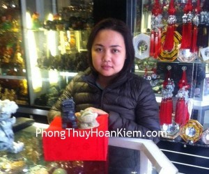 Chị Lan- khách mua tỳ hưu bắc kinh đen BKD-M