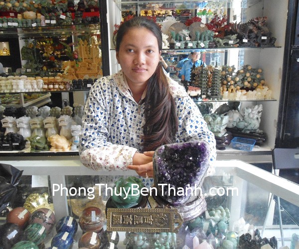 Chị Tâm - khách hàng mua Kim bài CC1162 và Cóc ngọc Đông Linh TT-DL-3192