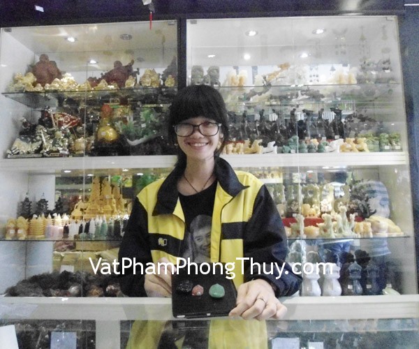 Chị Cầm -khách hàng mua Phật bản mệnh tuổi ngọ S5069-7