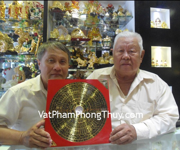 Chú Tâm - khách hàng mua la kinh đồng lớn CC2011