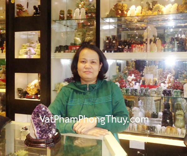 Chị Hiền - khách hàng mua Bông thạch anh tím H089-15246