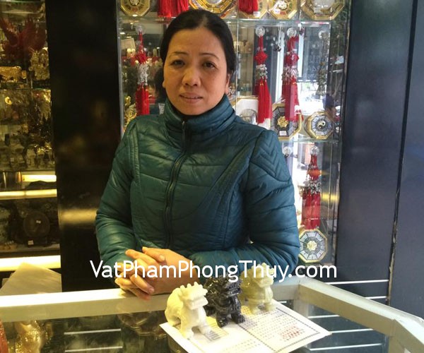Cô Yến- khách hàng mua tỳ hưu Bắc Kinh xanh, đen, trắng chuẩn