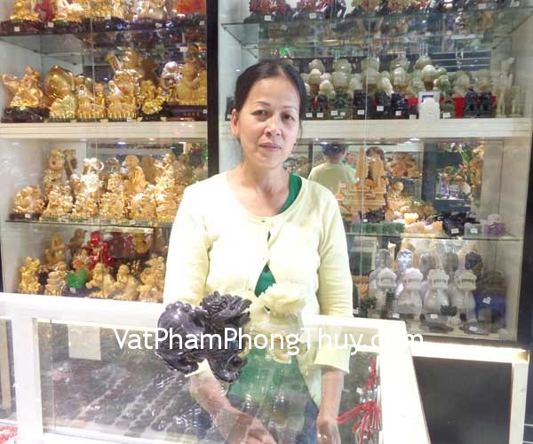 Cô Hà - khách hàng mua Tỳ hưu Bắc kinh đen trung BKD-M, Tỳ hưu Bắc kinh xanh trung BKX-T