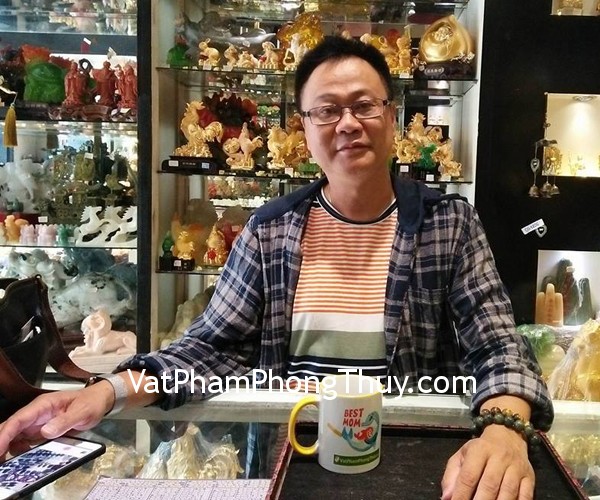 Anh Triệu Anh -khách hàng mua chuỗi Phỉ Thúy xanh đậm trơn A 14 li S6257