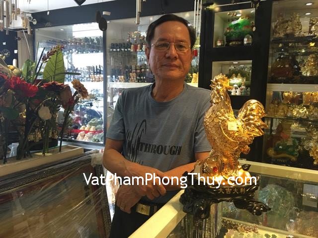 Chú Phiệt - khách hàng mua tượng Gà G033A