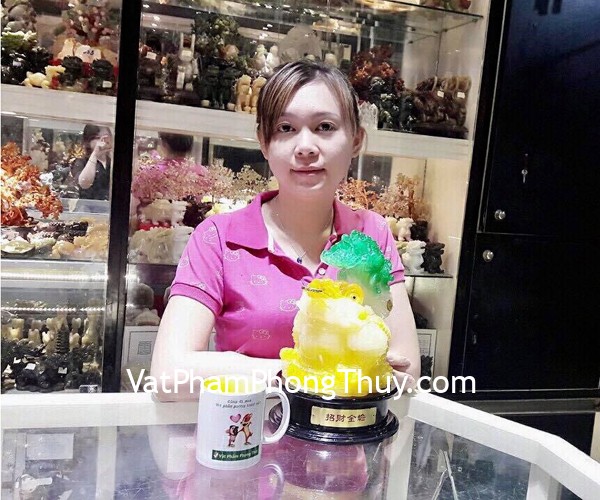 Chị Lan - khách hàng mua Thiềm thừ ngọc vàng cõng cải xanh G161A
