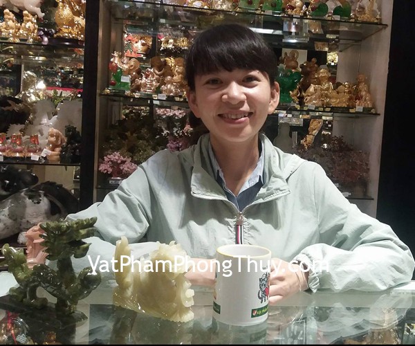 Chị Tiên-khách hàng mua rồng cẩm thạch nằm nhỏ N076-1 và rồng lam ngọc GM040