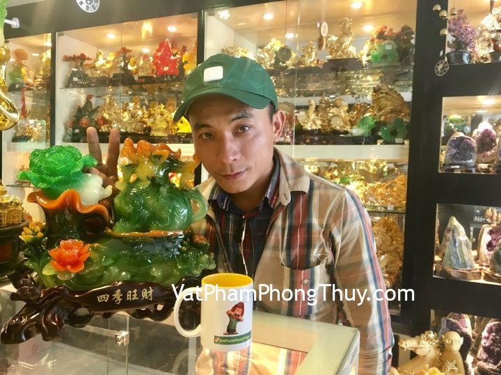 Anh Mỹ - khách hàng mua tỳ hưu xanh trên bao tiền lớn có bắp cải K123M